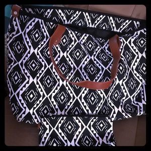 *SOLD* Tote with pouch